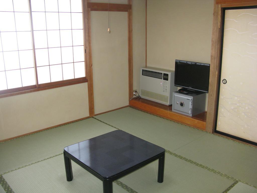 Ryokan Kobayashi Katashina Buitenkant foto